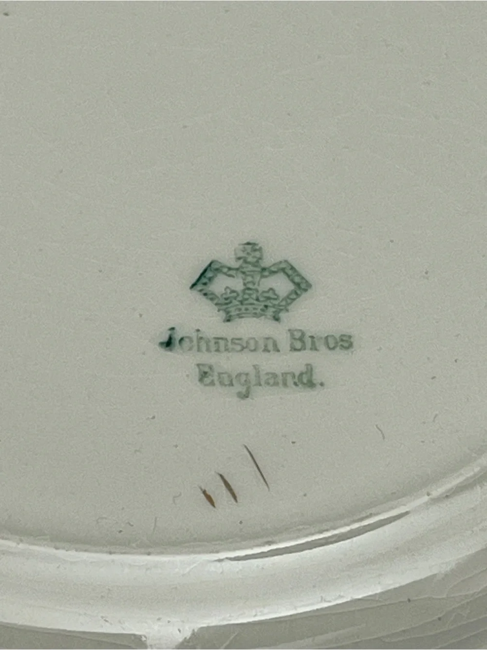 Johnson Bros England Vintage Bird Floral Dinner Plates Set of 4 Gold Trim 8”